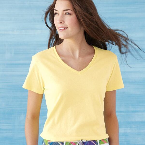 Heavy Cotton™ Women’s V-Neck T-Shirt Thumbnail